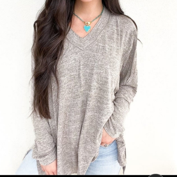 Easel NWT Reverse Stitch Top Small - Picture 1 of 11